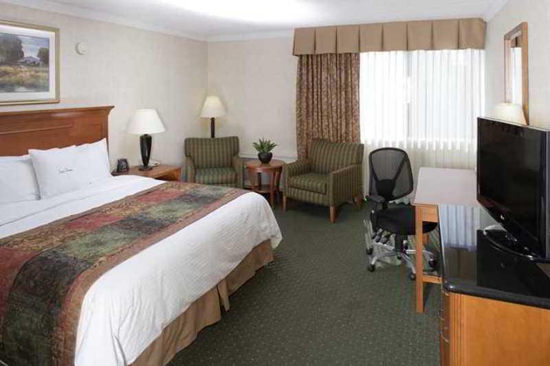 ดับเบิลทรี บาย ฮิลตัน เมดิสัน ดาวน์ทาวน์ Hotel ภายนอก รูปภาพ