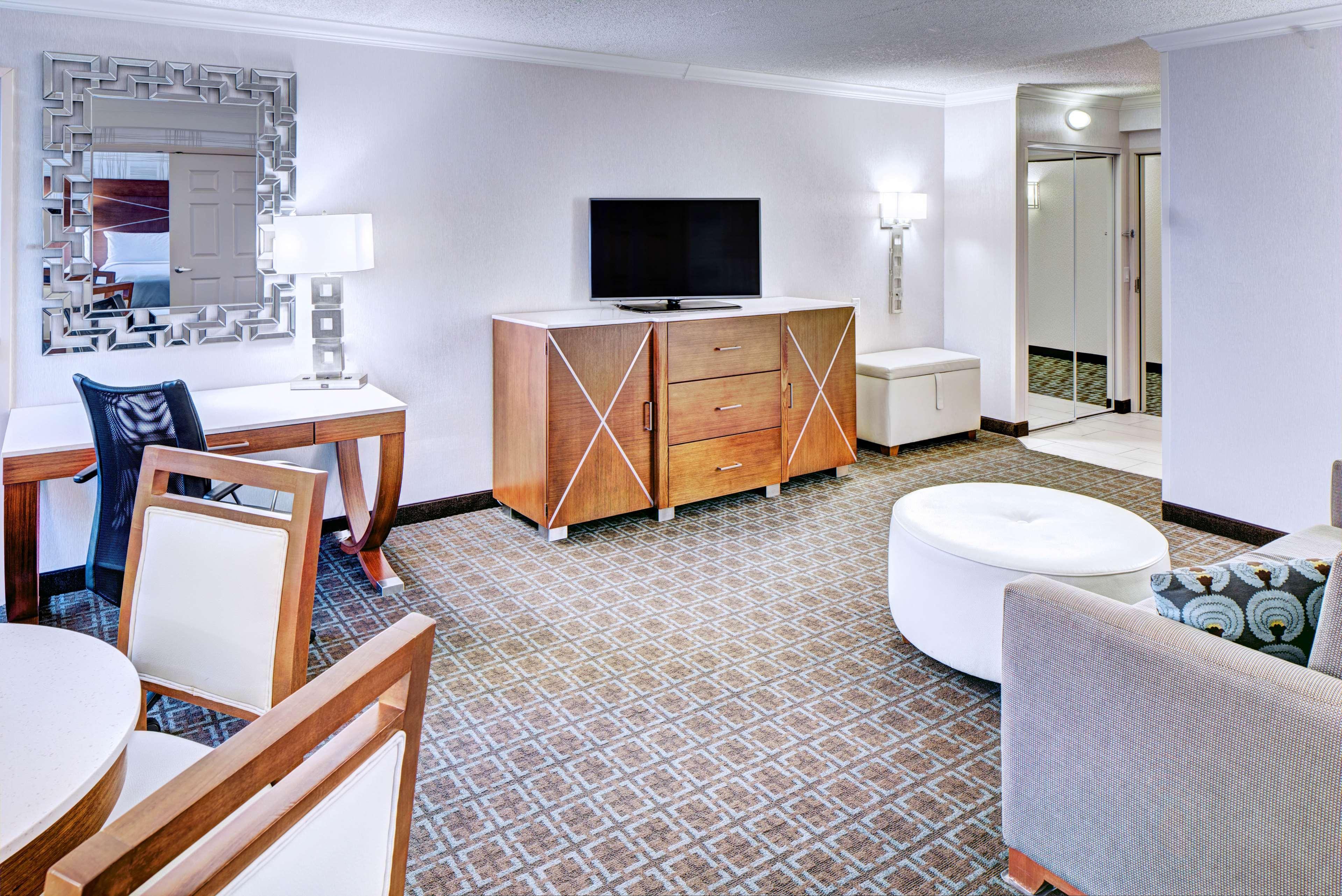 ดับเบิลทรี บาย ฮิลตัน เมดิสัน ดาวน์ทาวน์ Hotel ภายนอก รูปภาพ